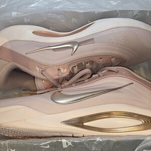 Nike A'ONE A'ja Wilson Sneakers NEW WITH BOX SIZEm12/w13.5 Mauve/mtlc Red Bronze